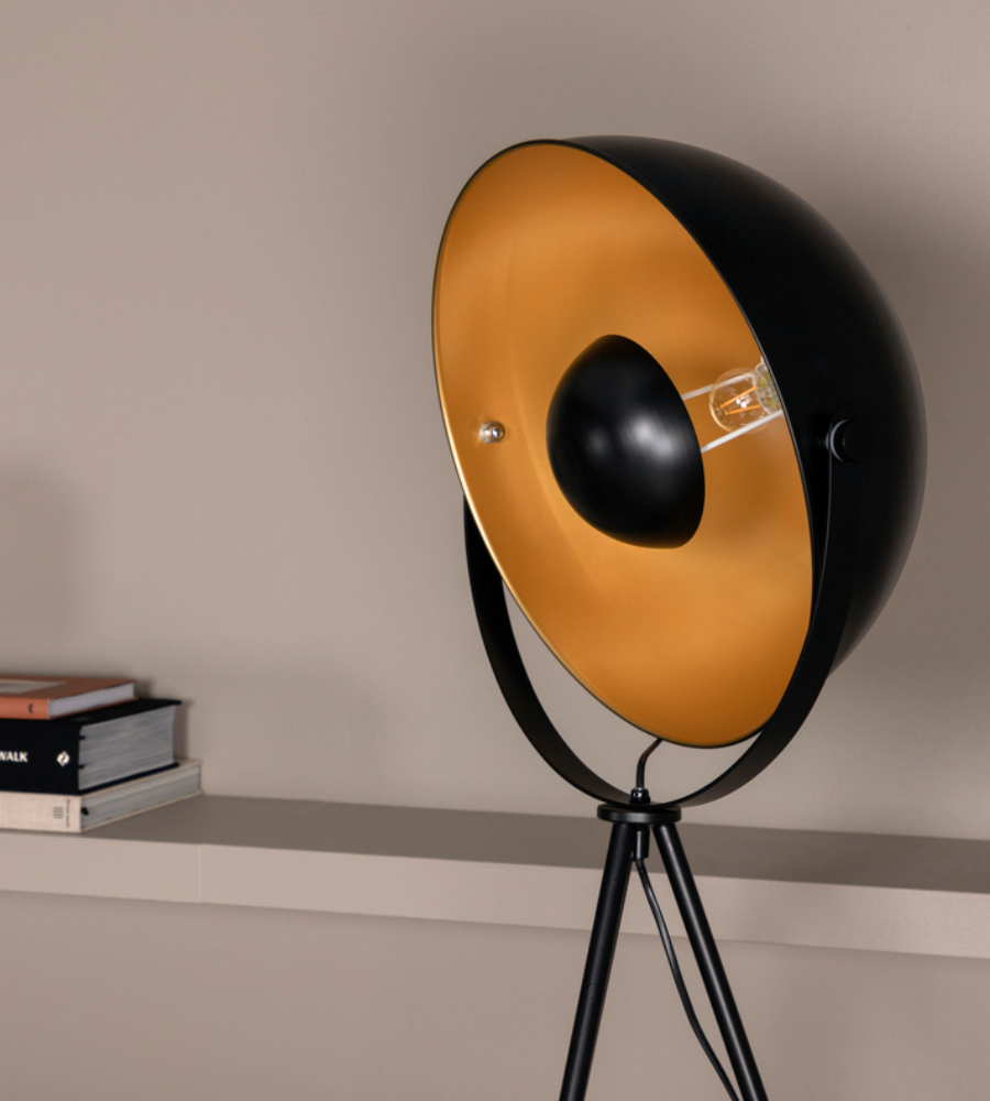 NOIRIA Golvlampa – Svart med Gulddetaljer 159 cm