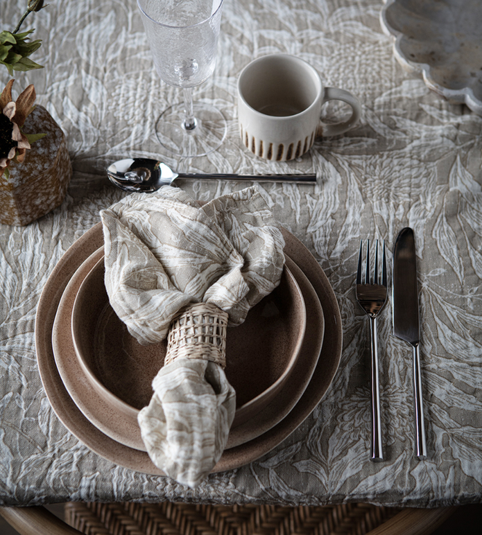 AGNES Bordsduk, Beige 250x150