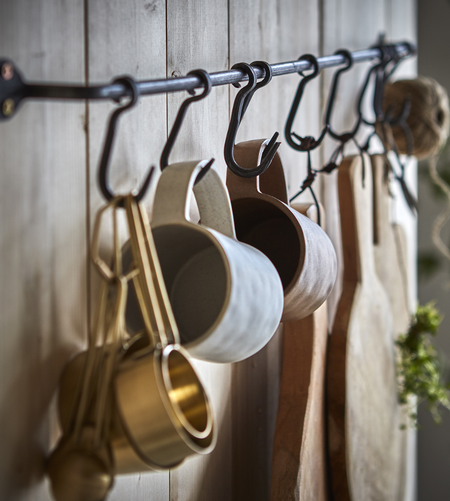 LOKE Stång med krokar M, Svart